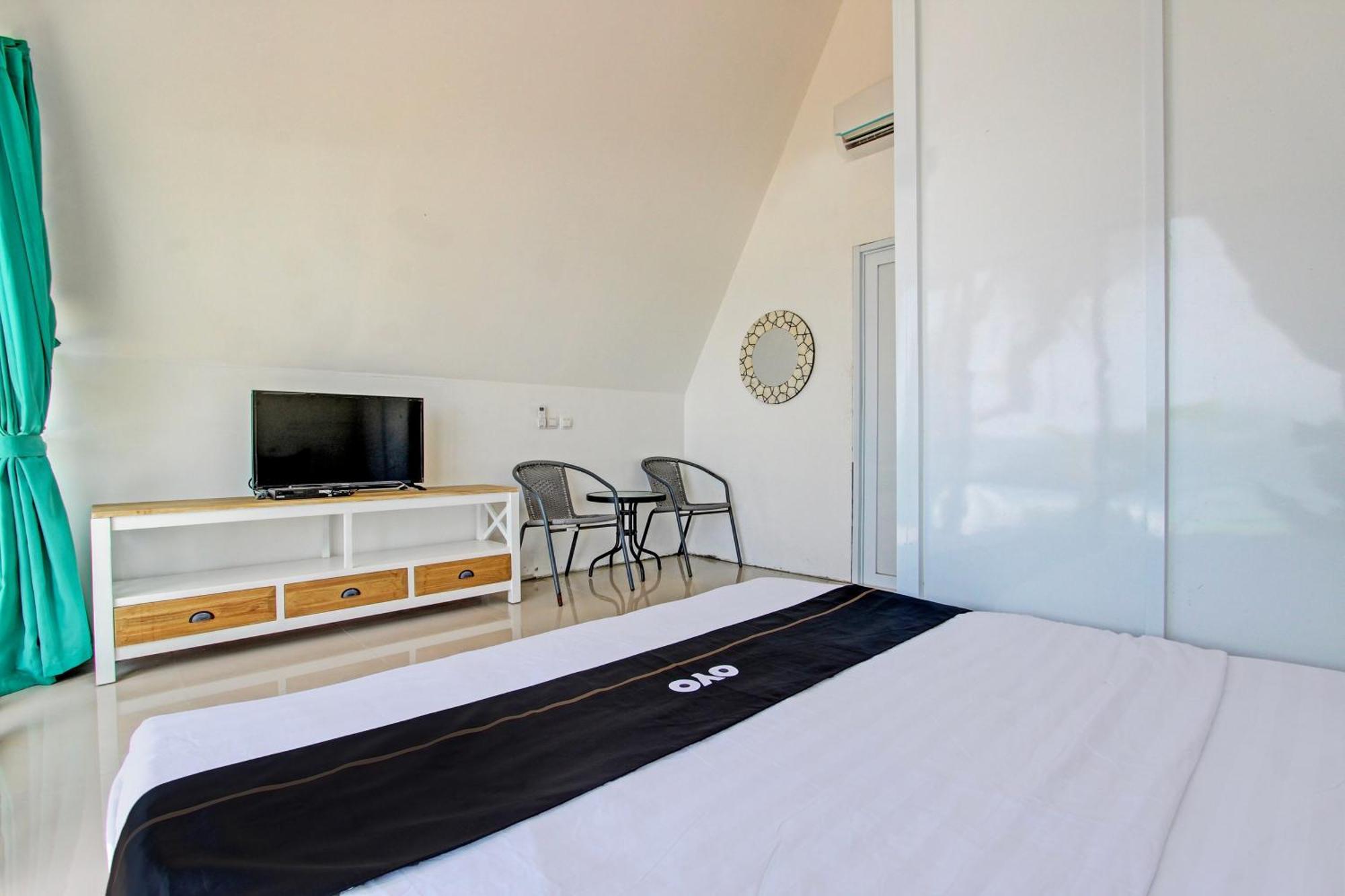 Palette 93389 Osanna Beach Resort Wonogiri Buitenkant foto