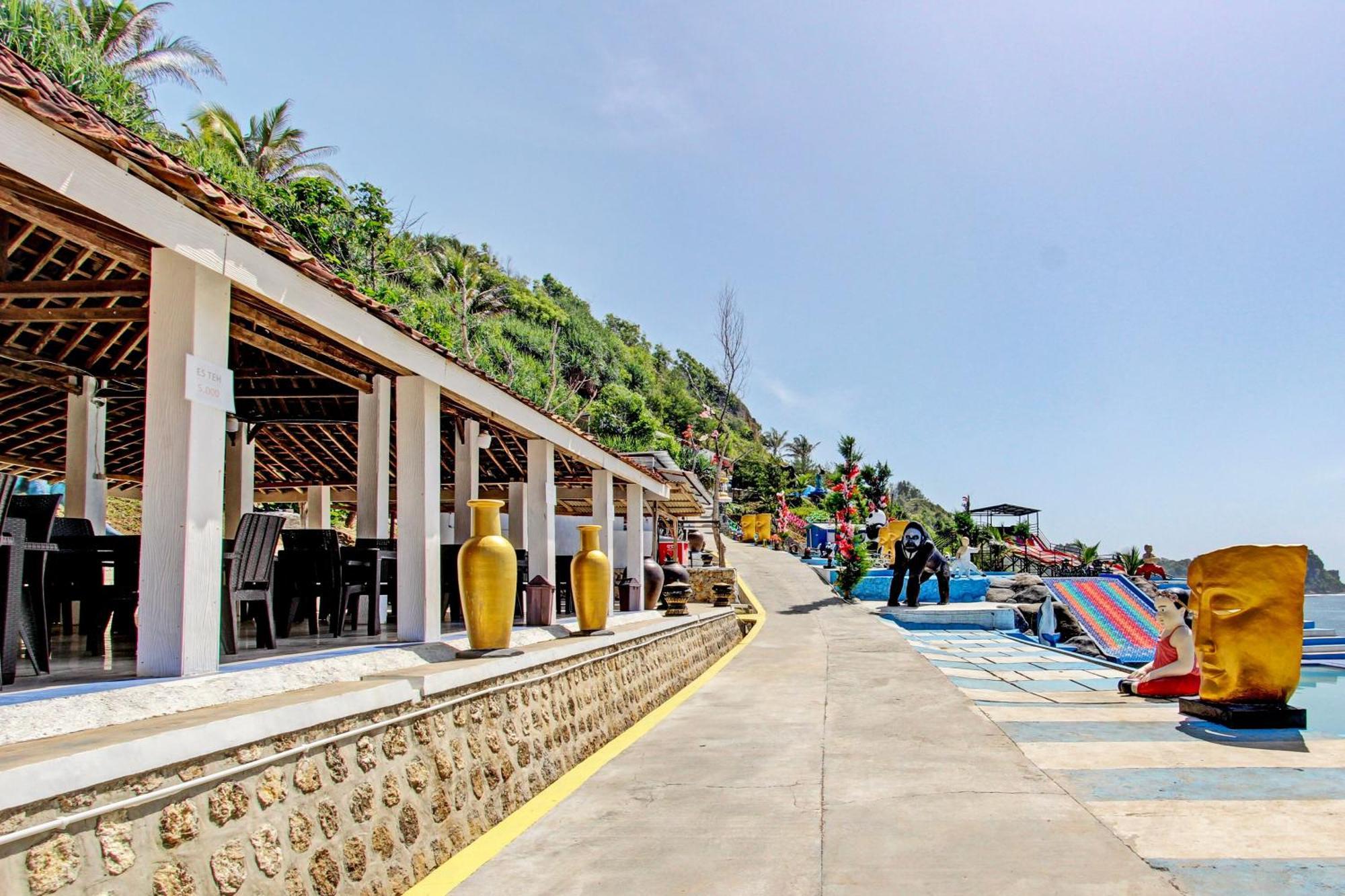Palette 93389 Osanna Beach Resort Wonogiri Buitenkant foto