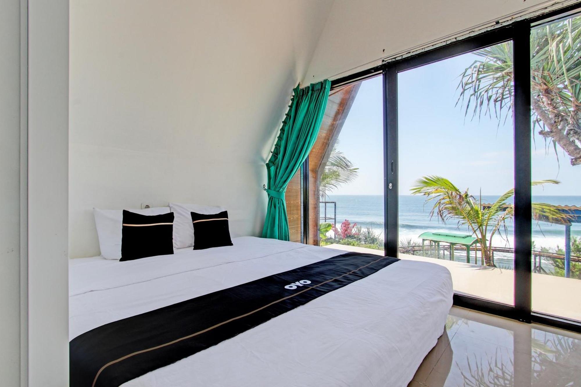 Palette 93389 Osanna Beach Resort Wonogiri Buitenkant foto